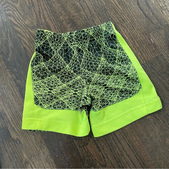 2 pairs of 2T Nike sport shorts - Picture 5 of 6